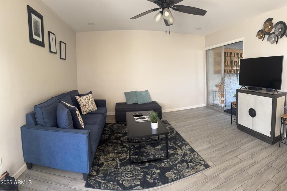 Fully Furnished 1b/1b apartment in Old Town Scottsdale property image