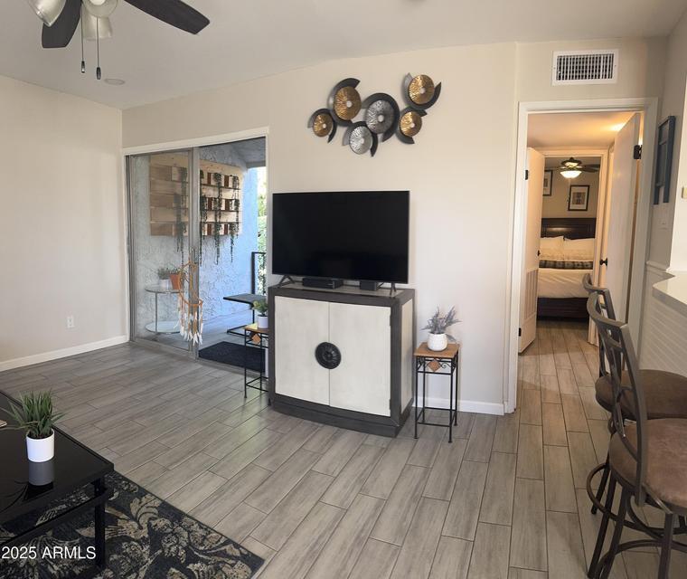Fully Furnished 1b/1b apartment in Old Town Scottsdale property image