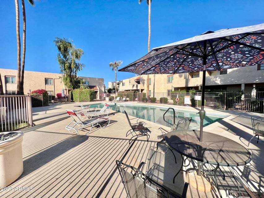 Fully Furnished 1b/1b apartment in Old Town Scottsdale property image