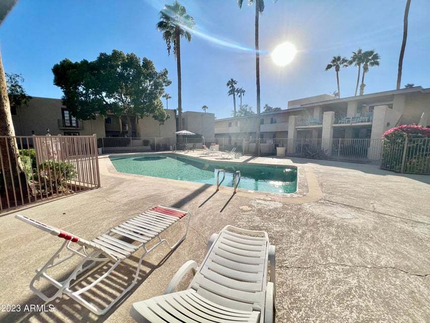 Fully Furnished 1b/1b apartment in Old Town Scottsdale property image
