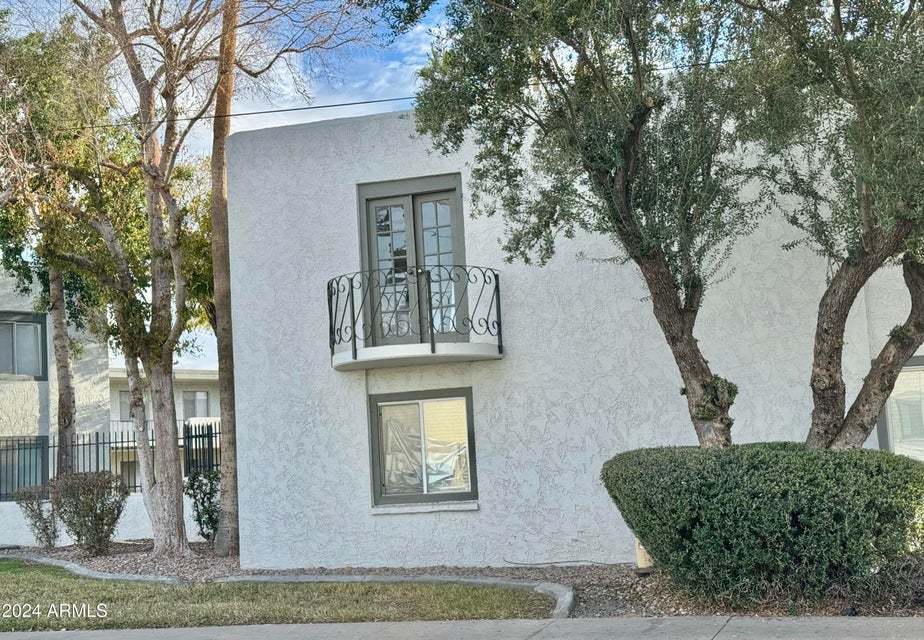 Fully Furnished 1b/1b apartment in Old Town Scottsdale property image