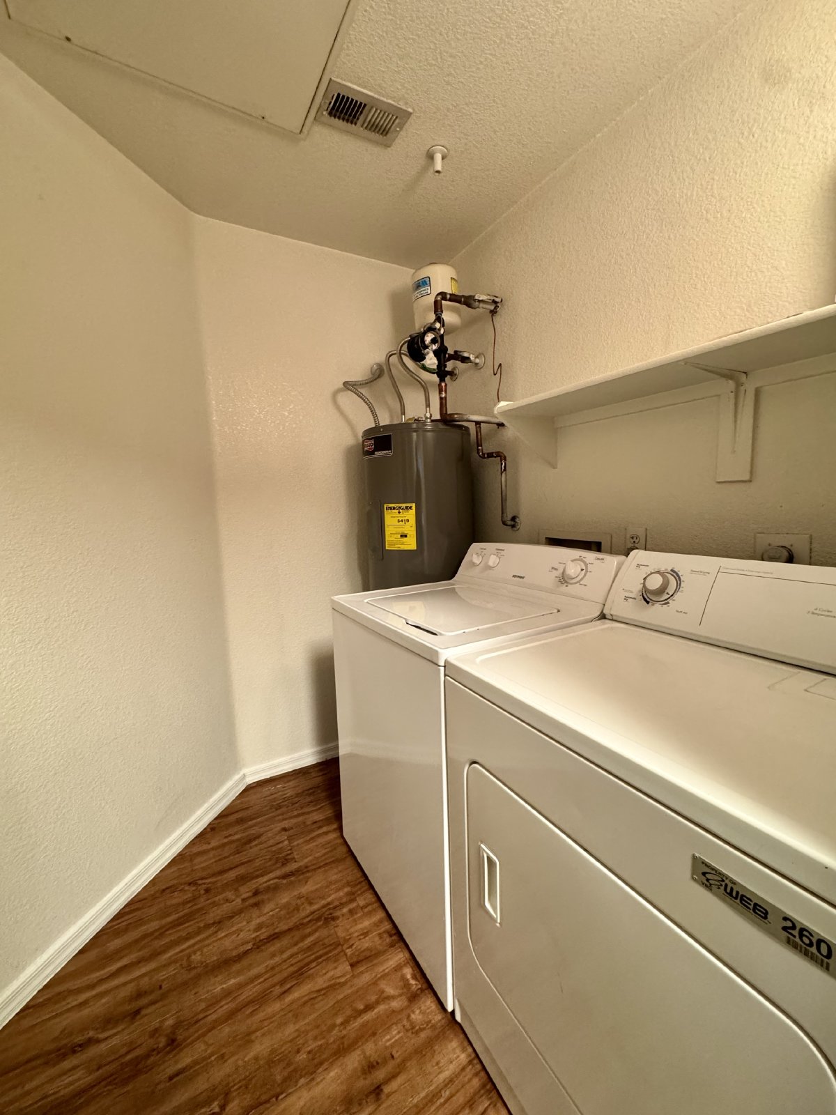 1 Bedroom with Resort Style Living! property image