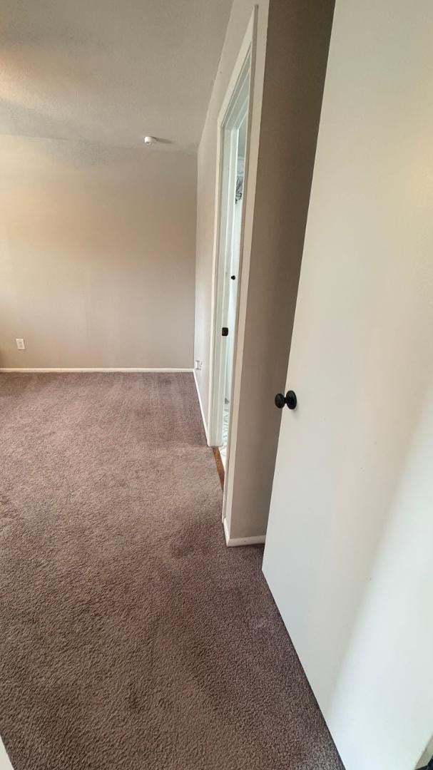 4 bedrooms,3.5 bathrooms with Patio property image