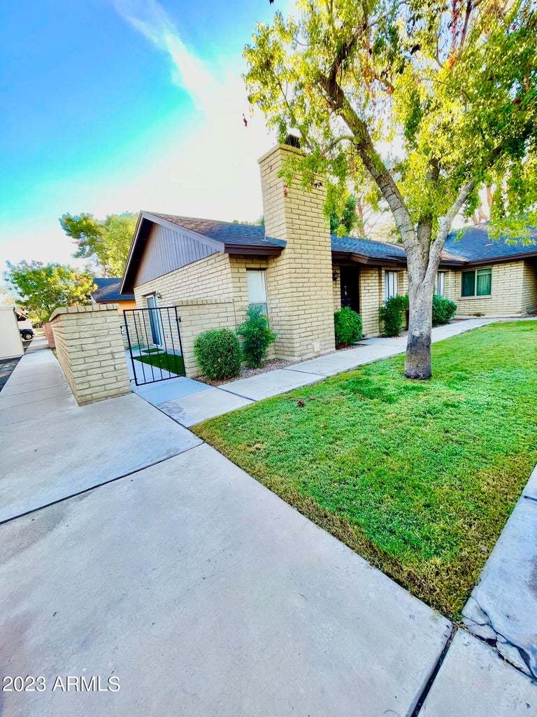 3B/2B Tempe condo! property image