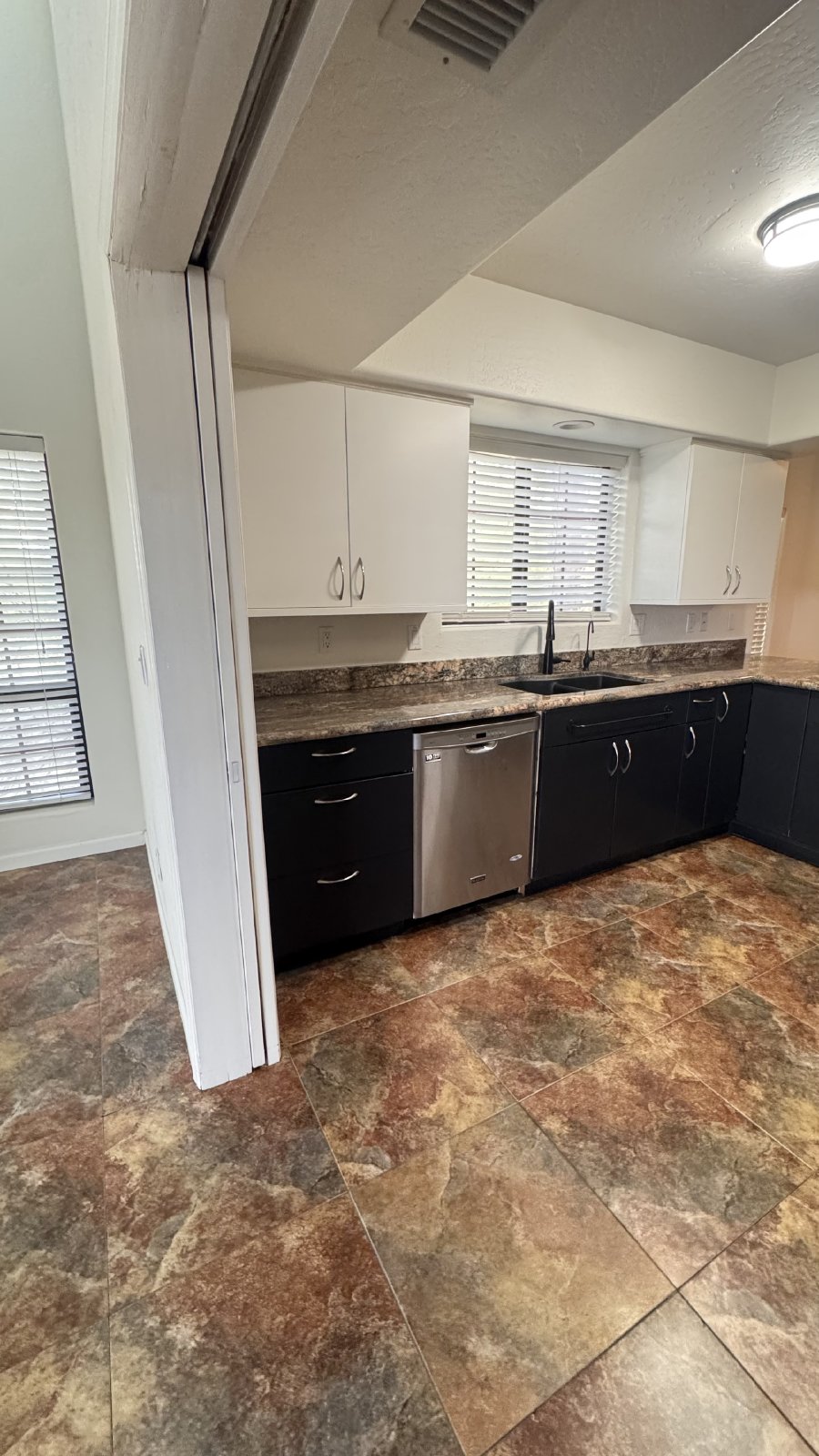 2b + 2.5 b + Huge Loft in Fountain Hills property image