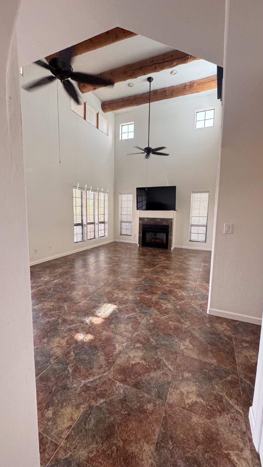 2b + 2.5 b + Huge Loft in Fountain Hills property image