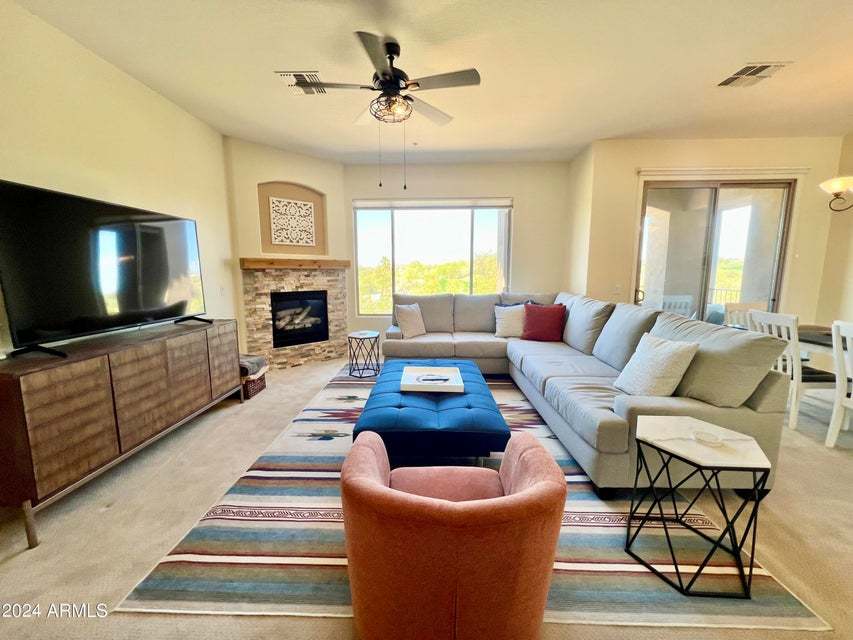 3b/2b in Tesoro Gated Community property image