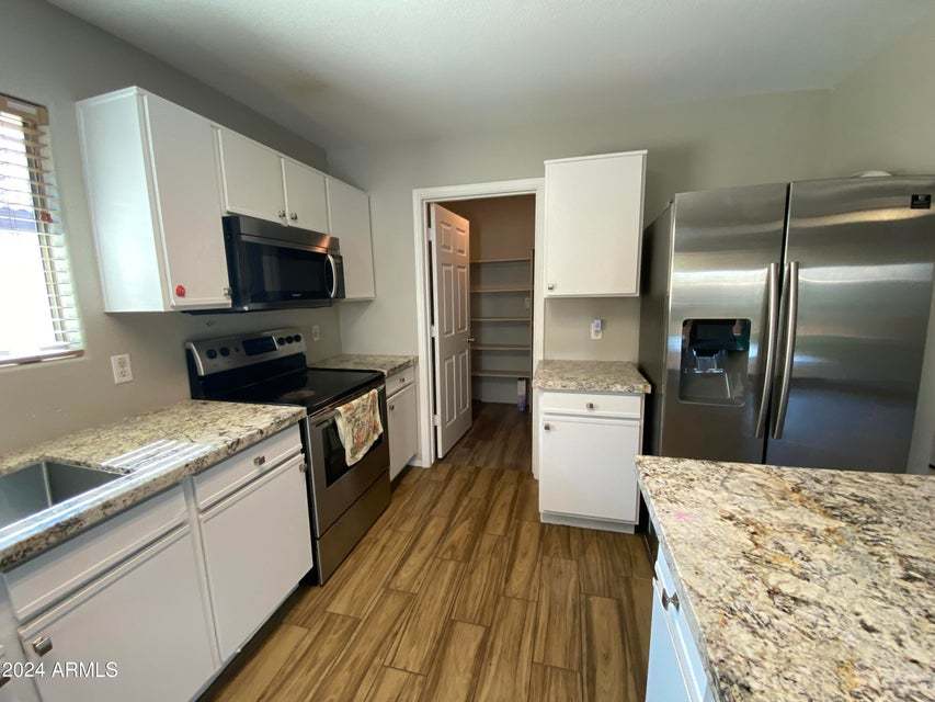 Subdivision: Hunter Ridge property image