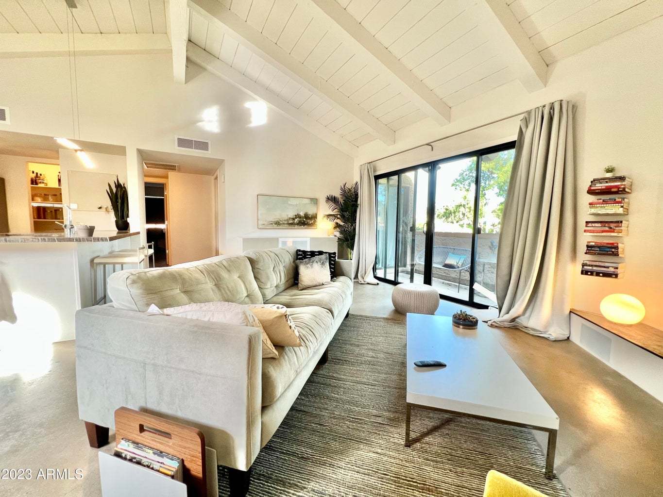 Furnished 2b/2b with 2 car garage in North Scottsdale! property image
