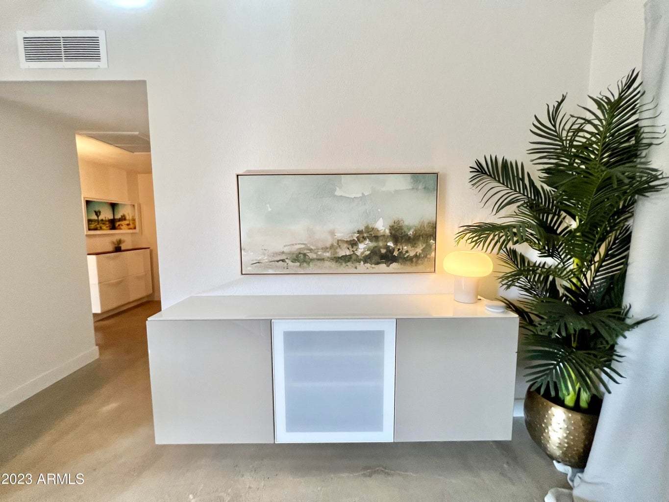 Furnished 2b/2b with 2 car garage in North Scottsdale! property image