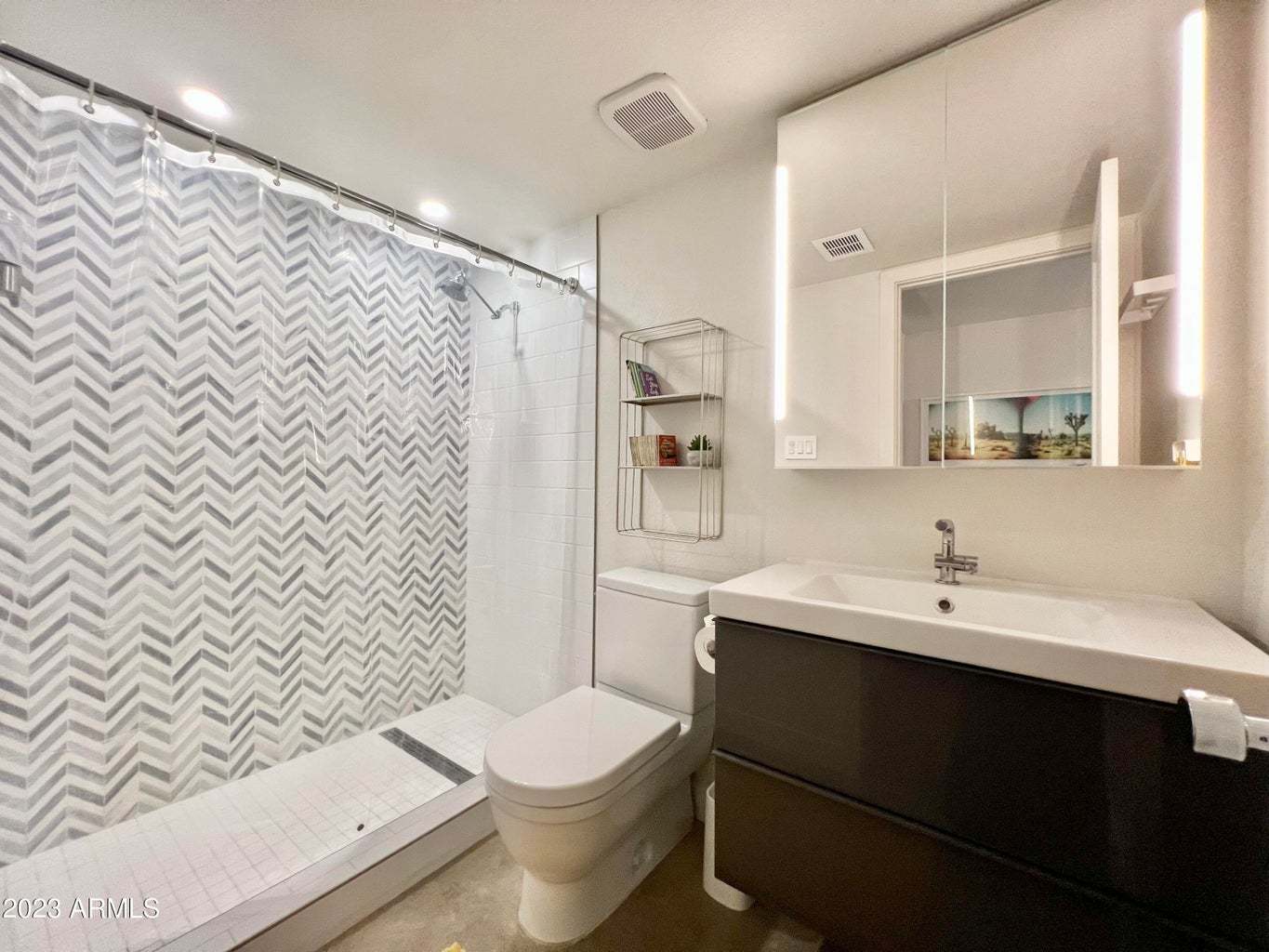 Furnished 2b/2b with 2 car garage in North Scottsdale! property image