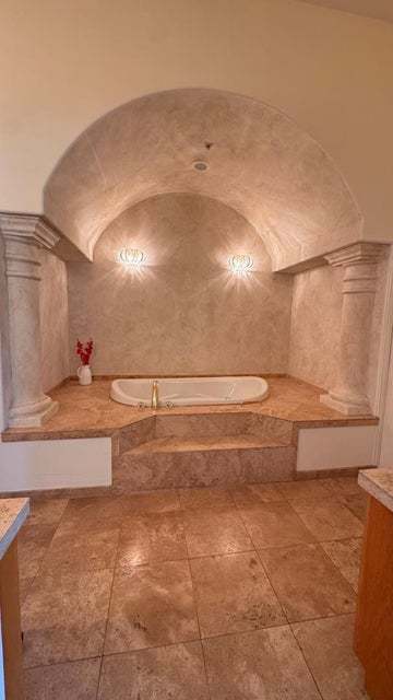 Fully Furnished 5 bedrooms / 5 bathrooms! property image