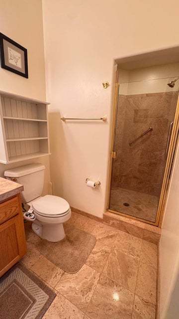 Fully Furnished 5 bedrooms / 5 bathrooms! property image