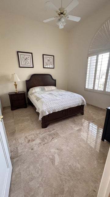 Fully Furnished 5 bedrooms / 5 bathrooms! property image