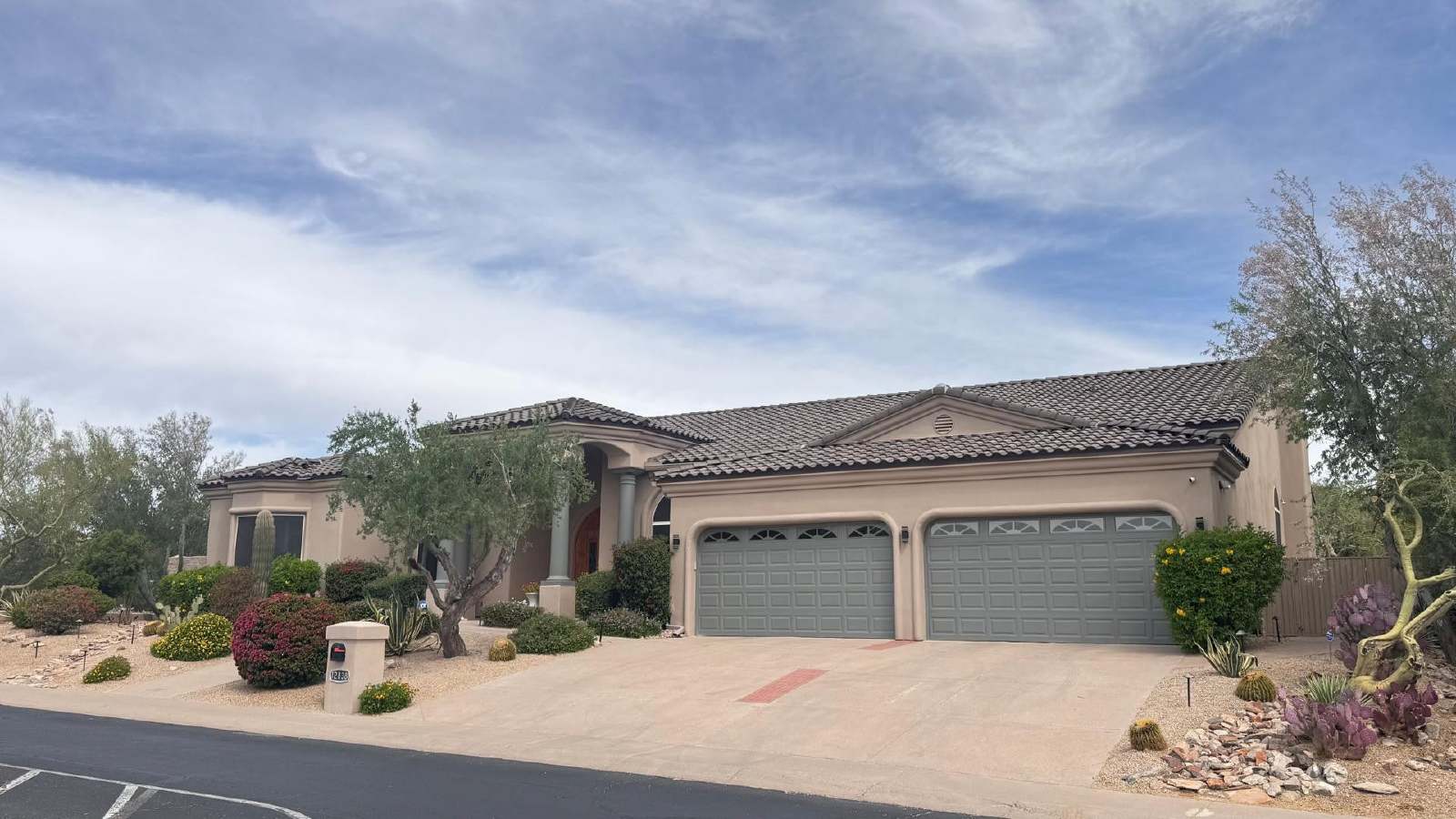 Fully Furnished 5 bedrooms / 5 bathrooms! property image