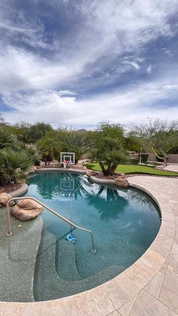 Fully Furnished 5 bedrooms / 5 bathrooms! property image