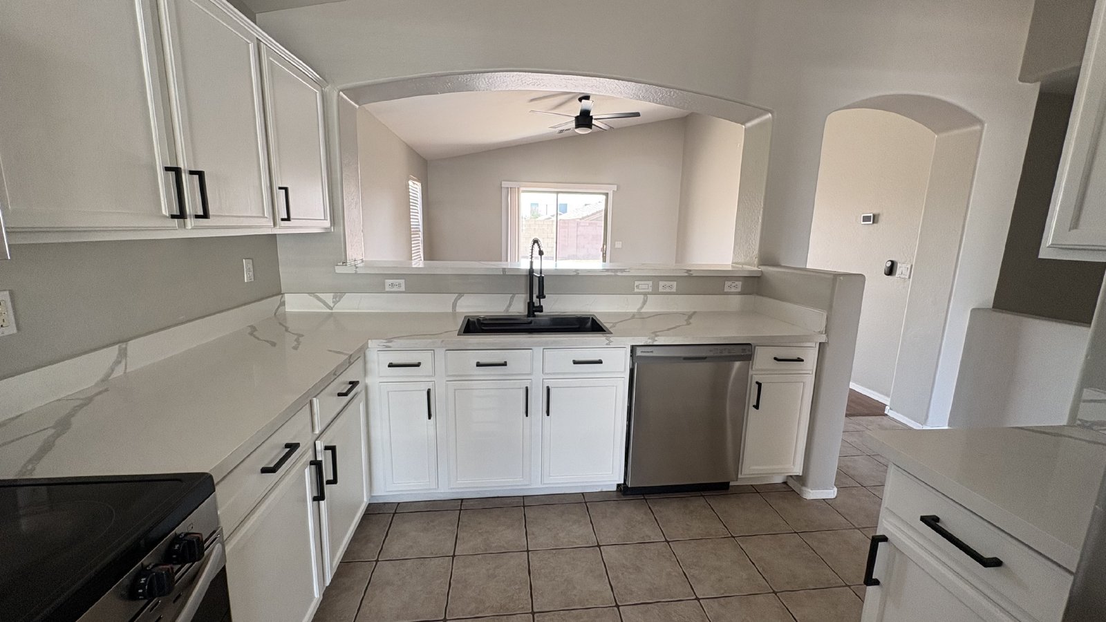 Goodyear rental property image