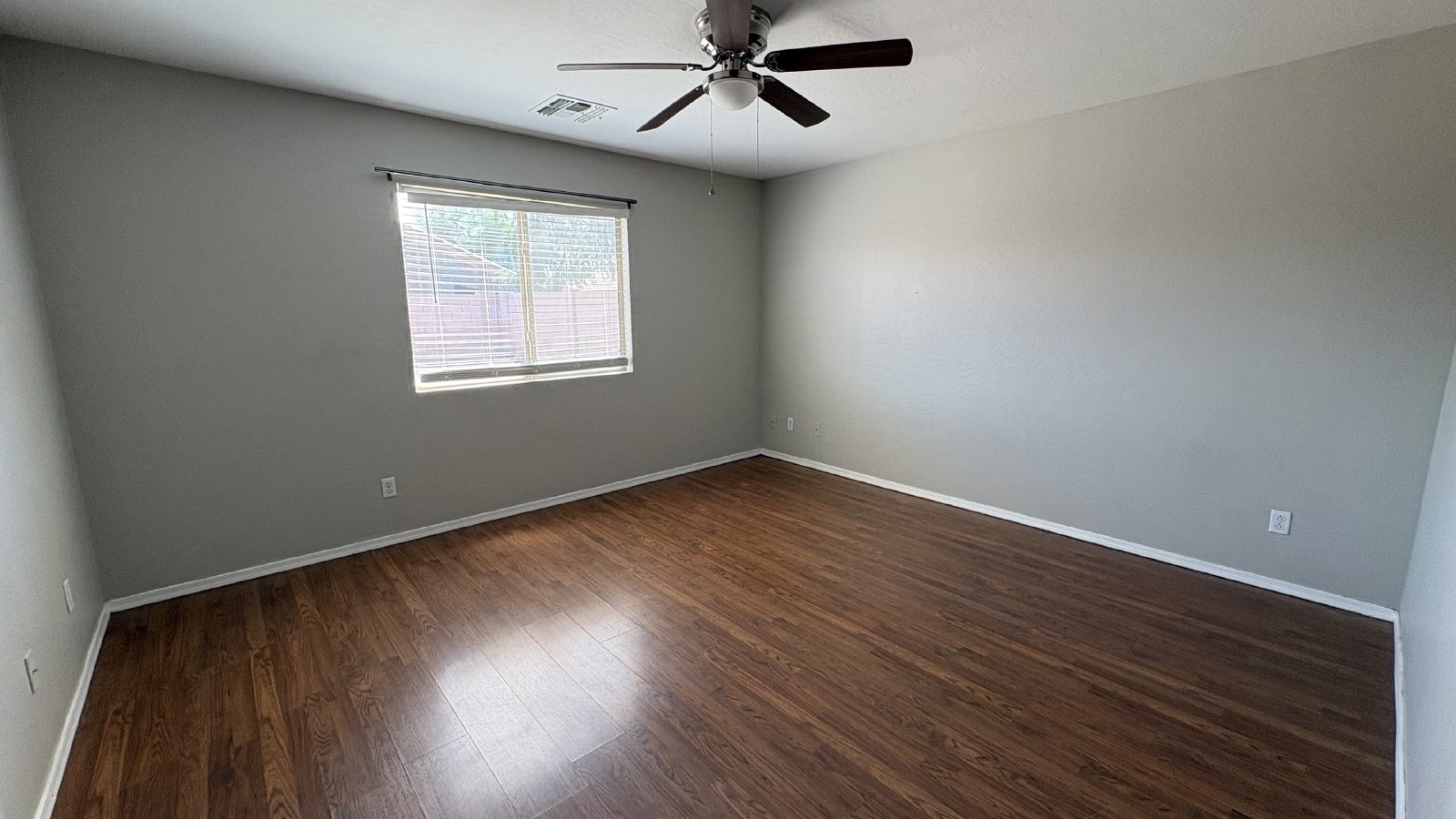 Goodyear rental property image