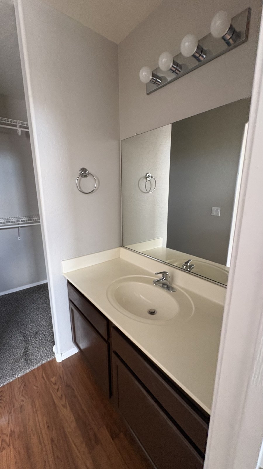 Goodyear rental property image