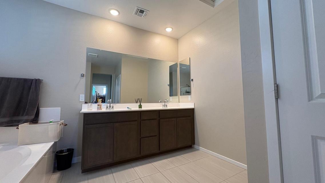 17744 W Cassia Way property image