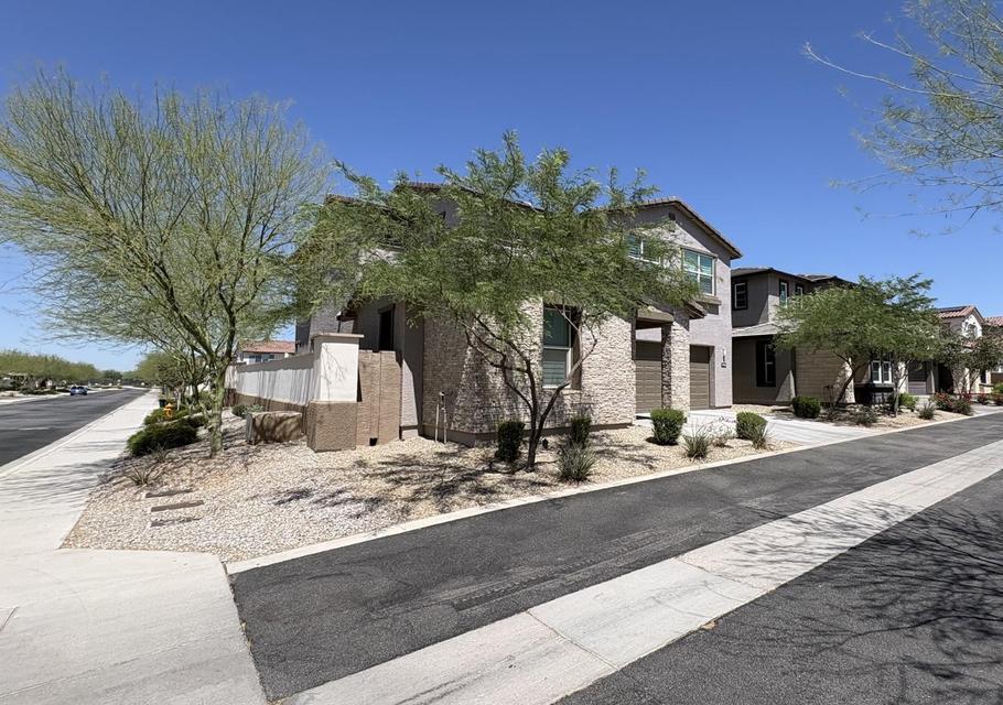 17744 W Cassia Way property image