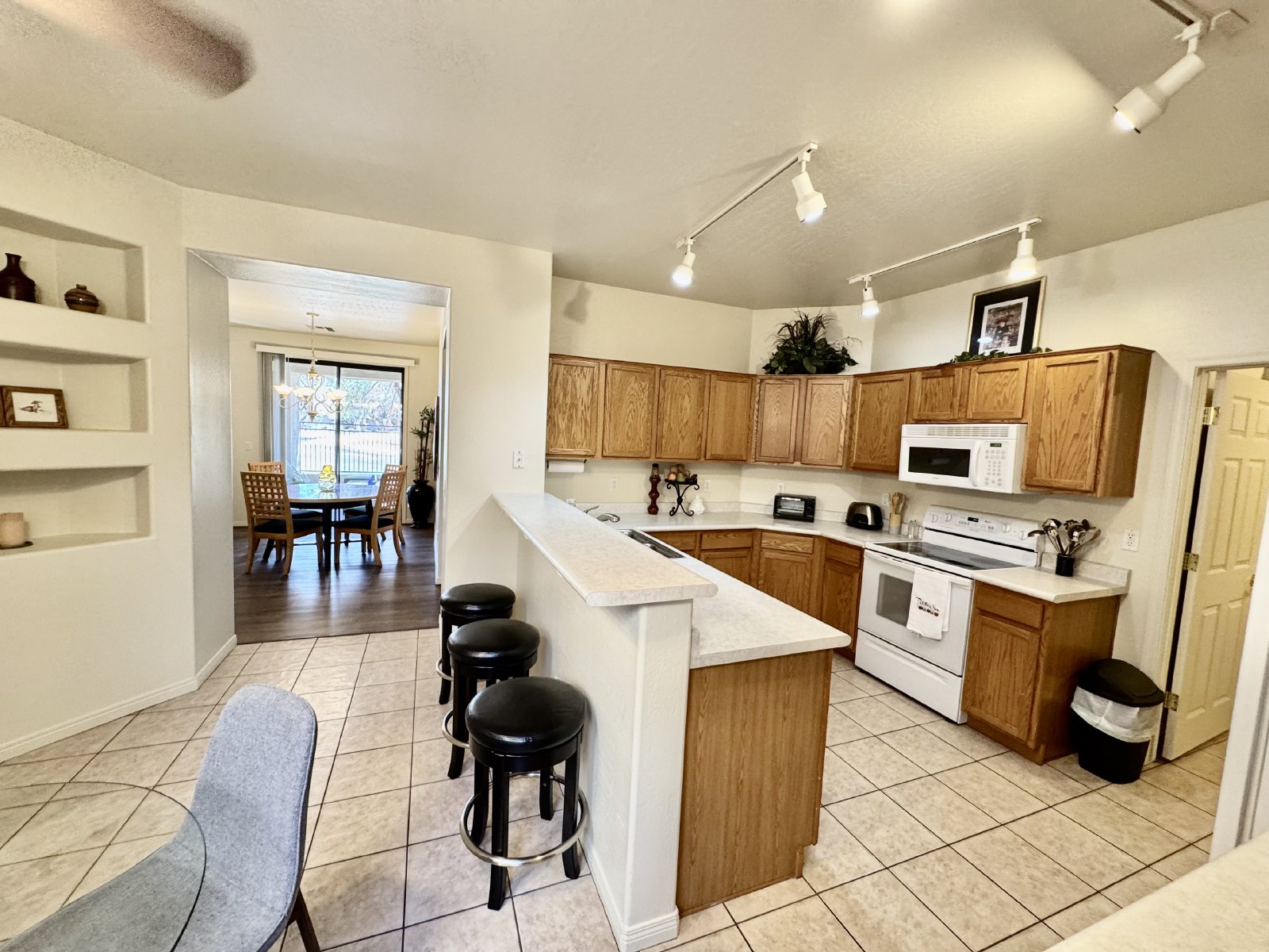 Furnished Rental at Legacy Golf Course! property image
