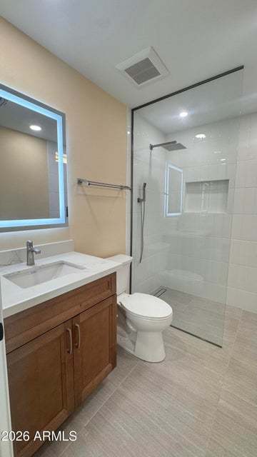 3 bed / 2 bath with bid backyard property image