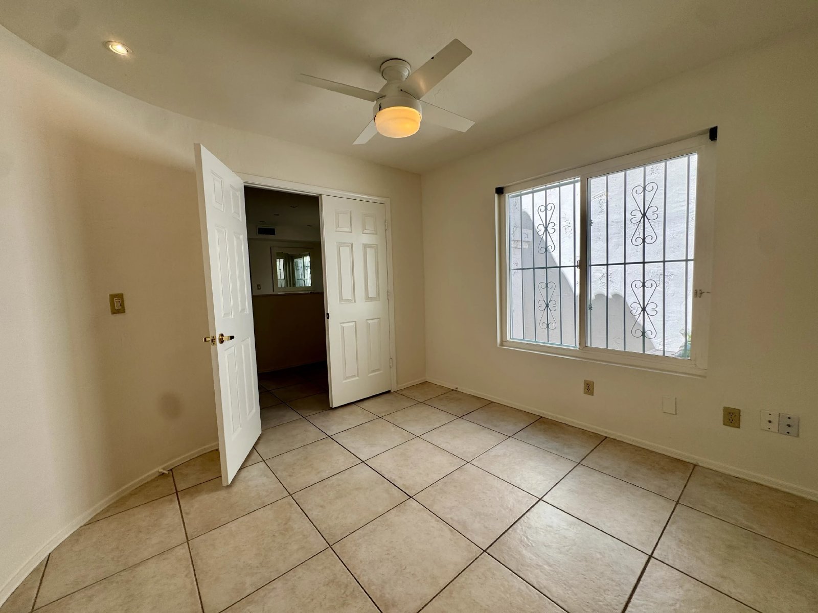 14222 N 23rd St property image