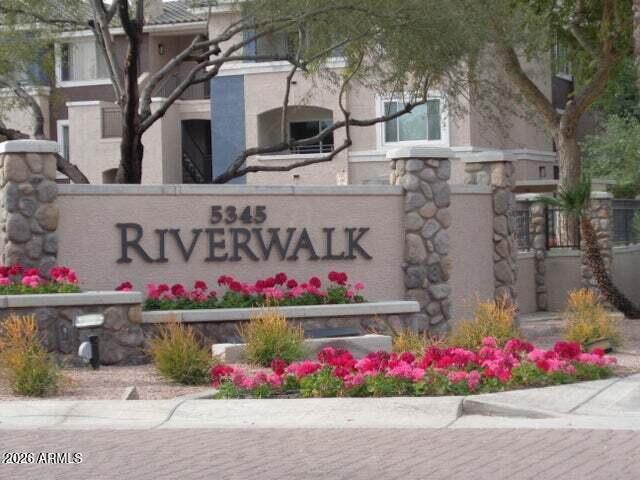 1 bedroom w/ Resort style living property image