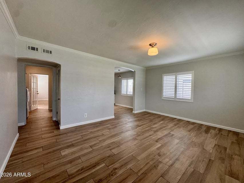 3 b + 1, 2 bathrooms in Arcadia! property image