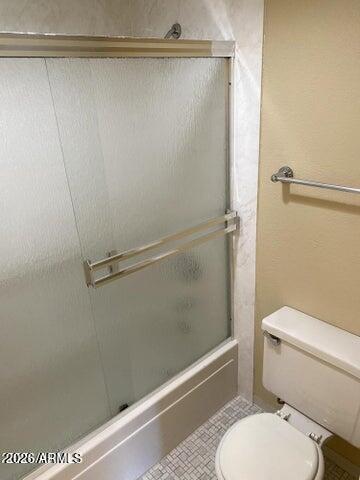 Unfurnished 2b/2b condo in prime location! property image