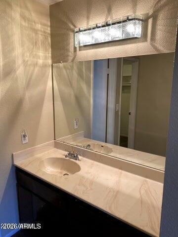 Unfurnished 2b/2b condo in prime location! property image