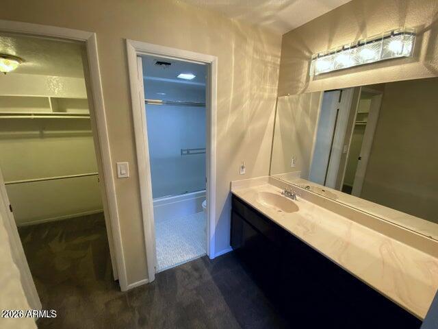 Unfurnished 2b/2b condo in prime location! property image