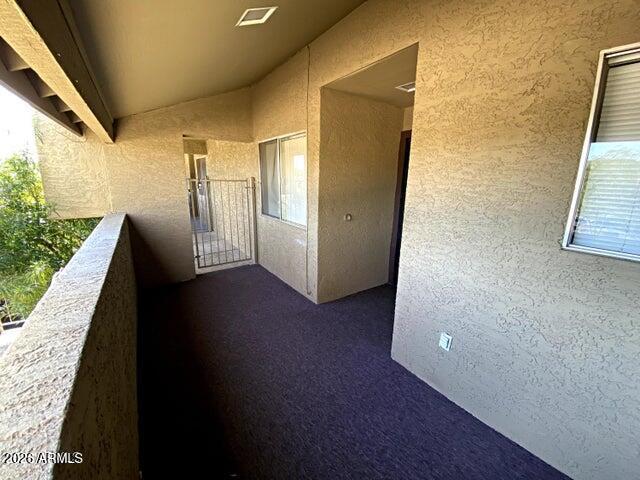 Unfurnished 2b/2b condo in prime location! property image