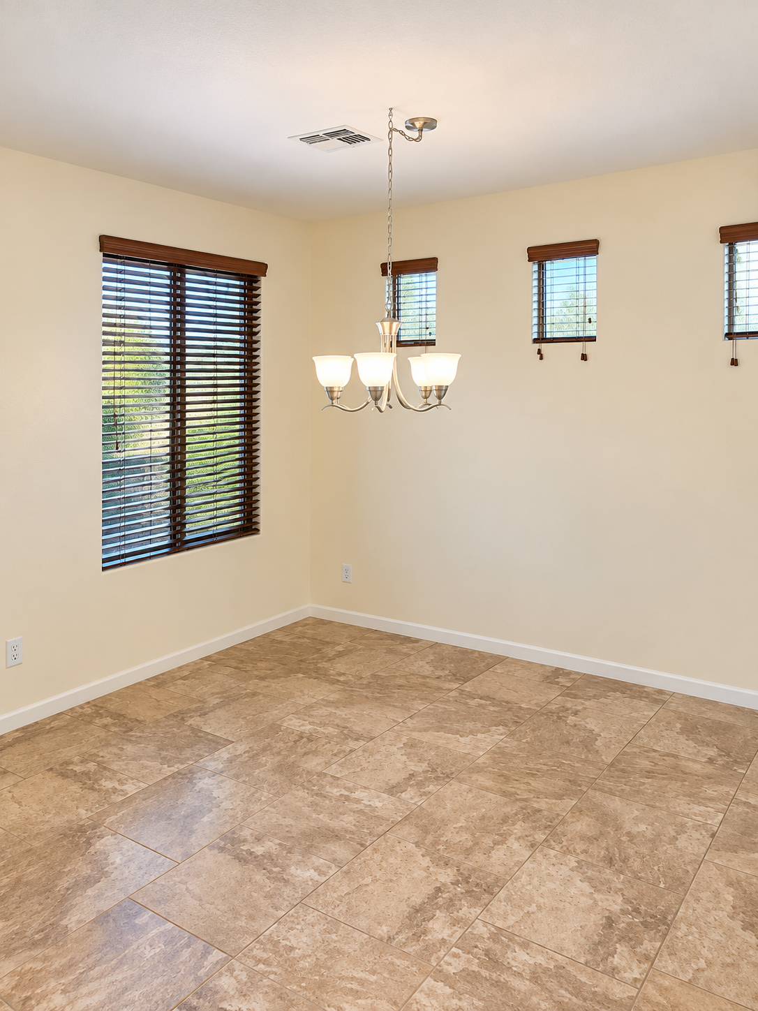 3bedrooms,3bathrooms,office,Loft in Desert Ridge! property image