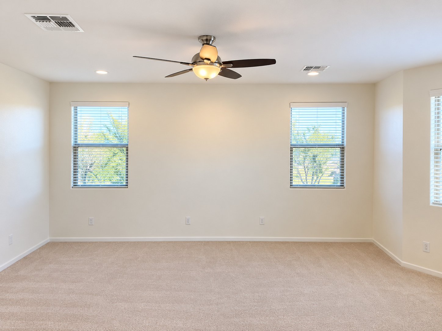 3bedrooms,3bathrooms,office,Loft in Desert Ridge! property image