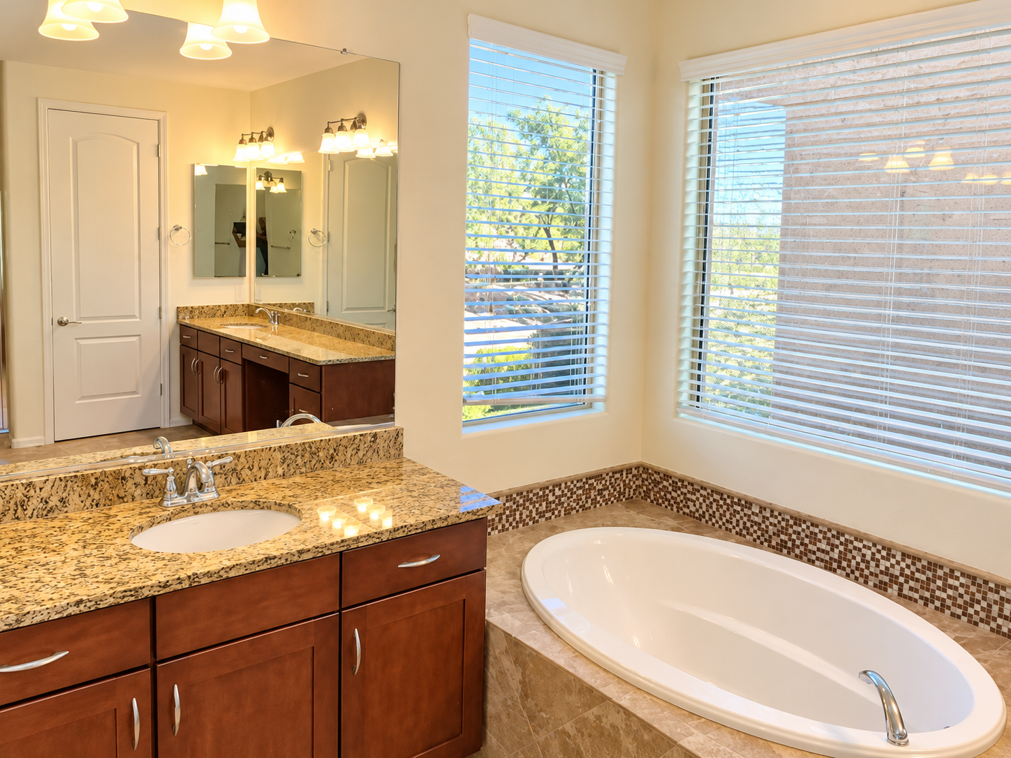 3bedrooms,3bathrooms,office,Loft in Desert Ridge! property image