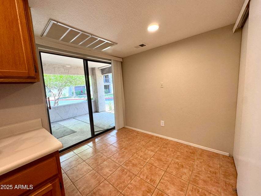 2 bedrooms / 2 bathrooms in North Scottsdale property image