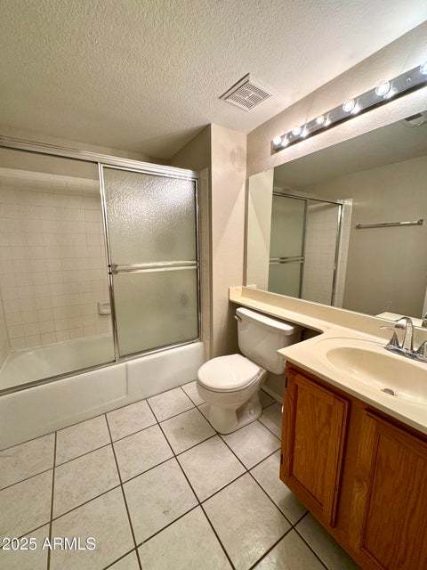 2 bedrooms / 2 bathrooms in North Scottsdale property image