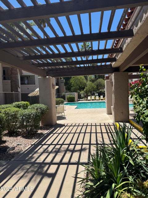2 bedrooms / 2 bathrooms in North Scottsdale property image