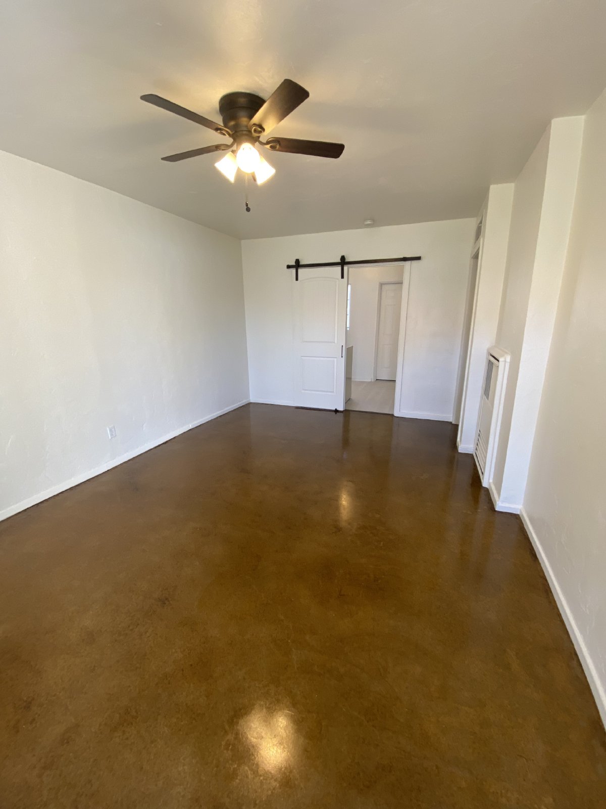 1526 W Mulberry Dr property image