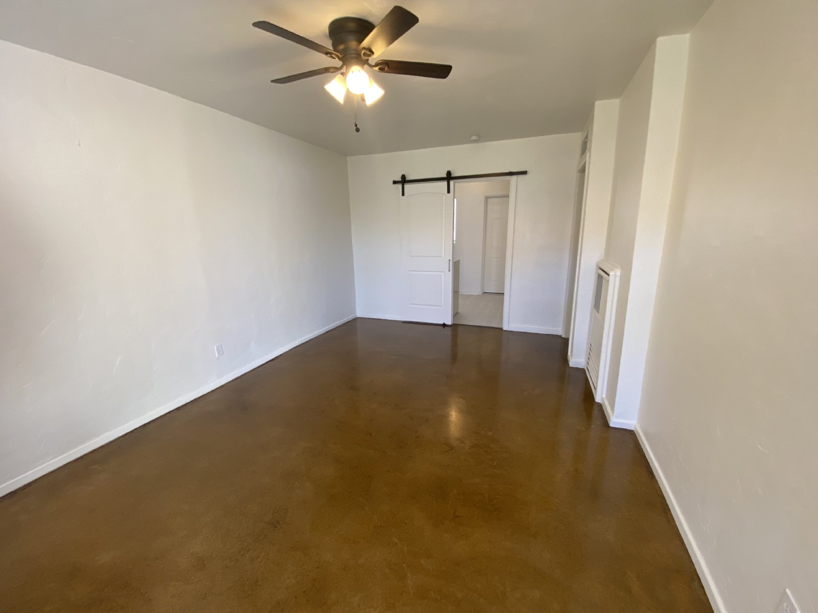 1526 W Mulberry Dr property image