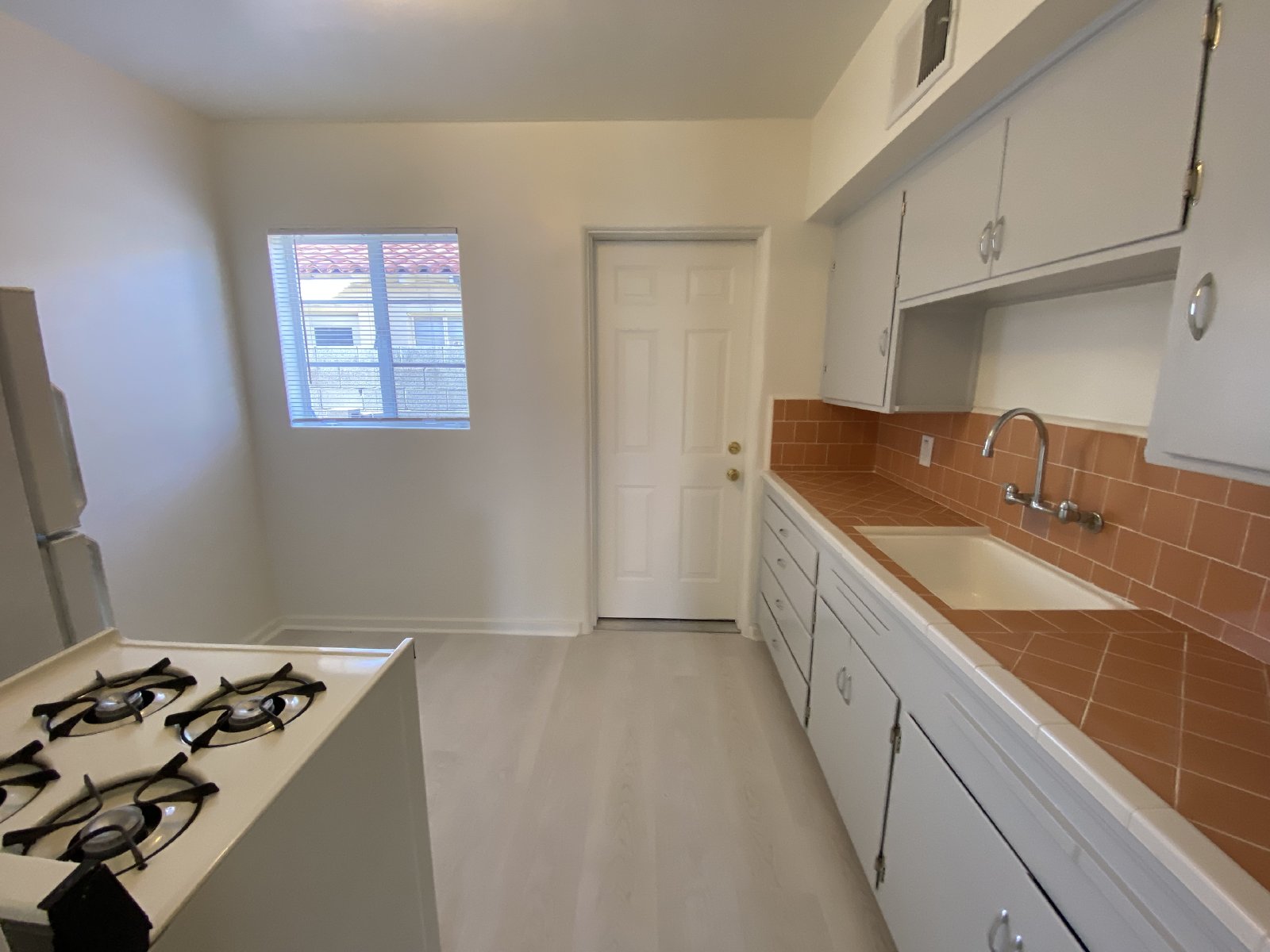 1526 W Mulberry Dr property image