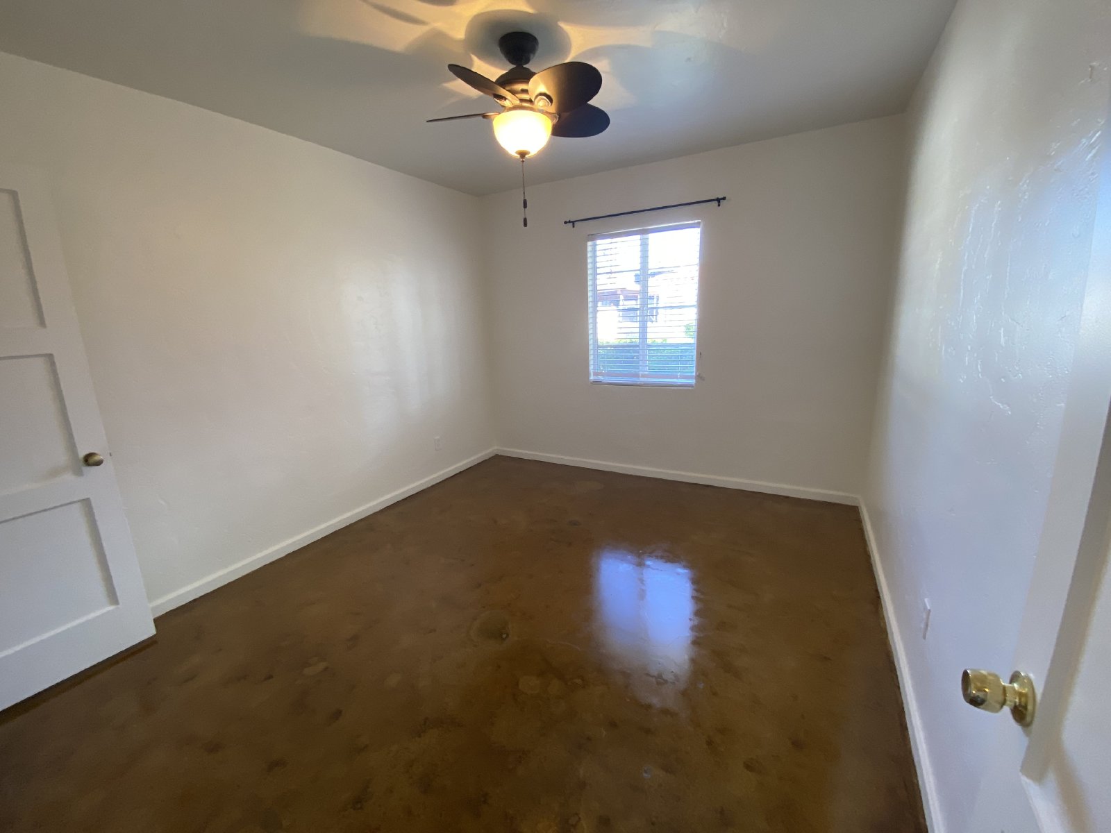 1526 W Mulberry Dr property image