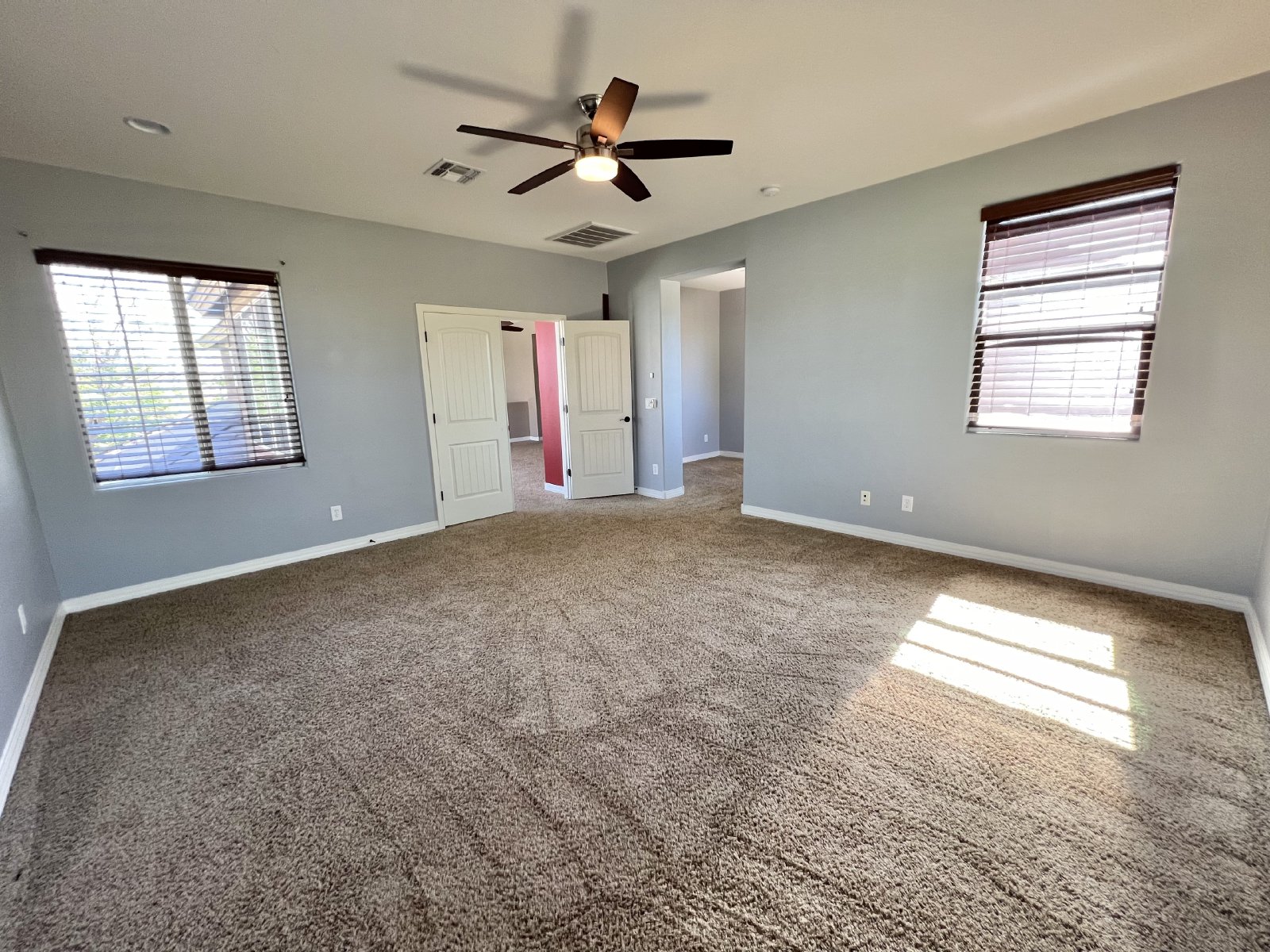 3886 E Rawhide St property image