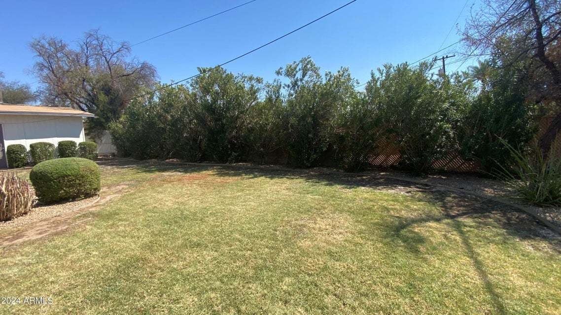 1714 N 17th Ave property image