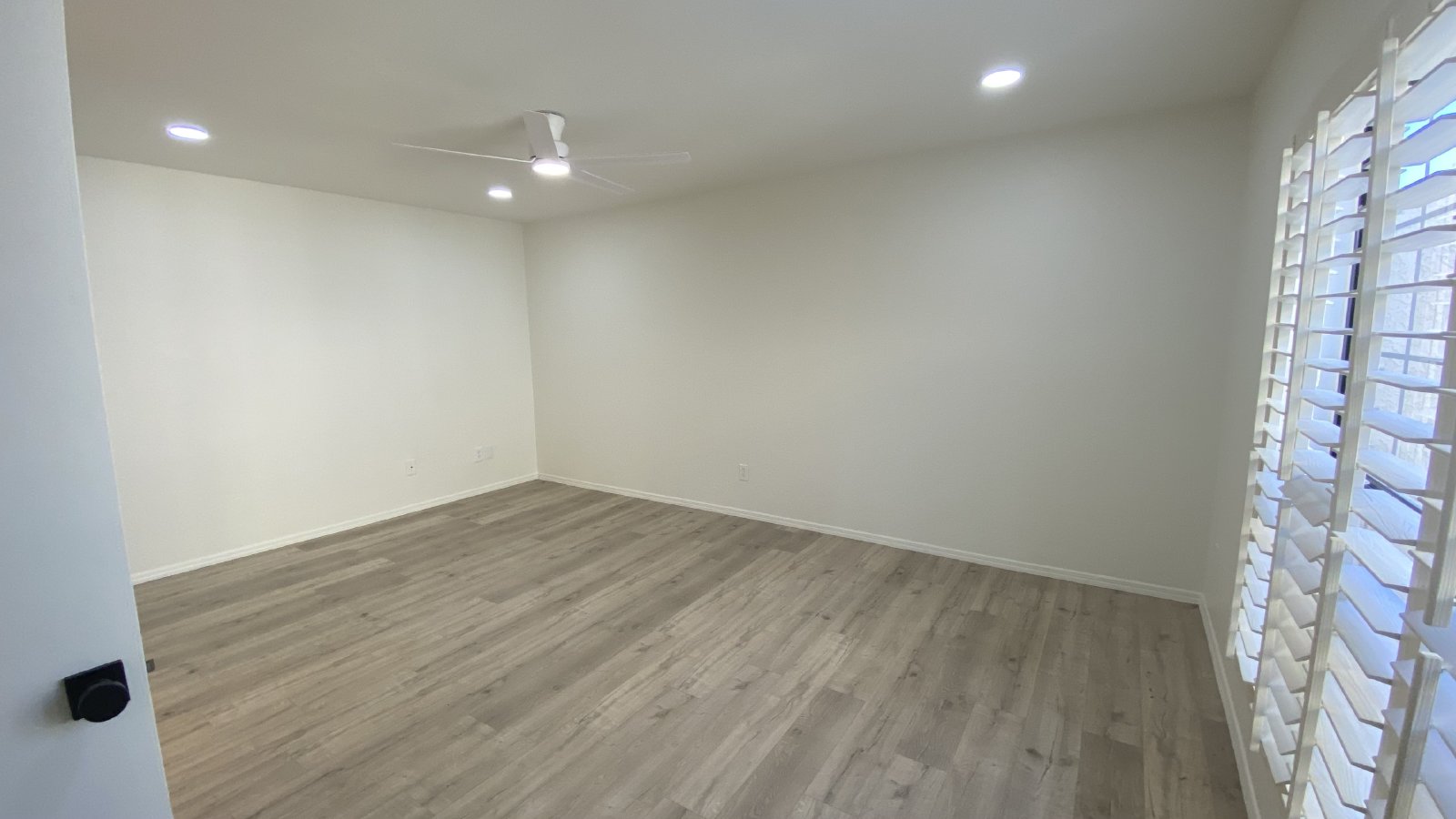 8215 N 21st Dr D205 property image