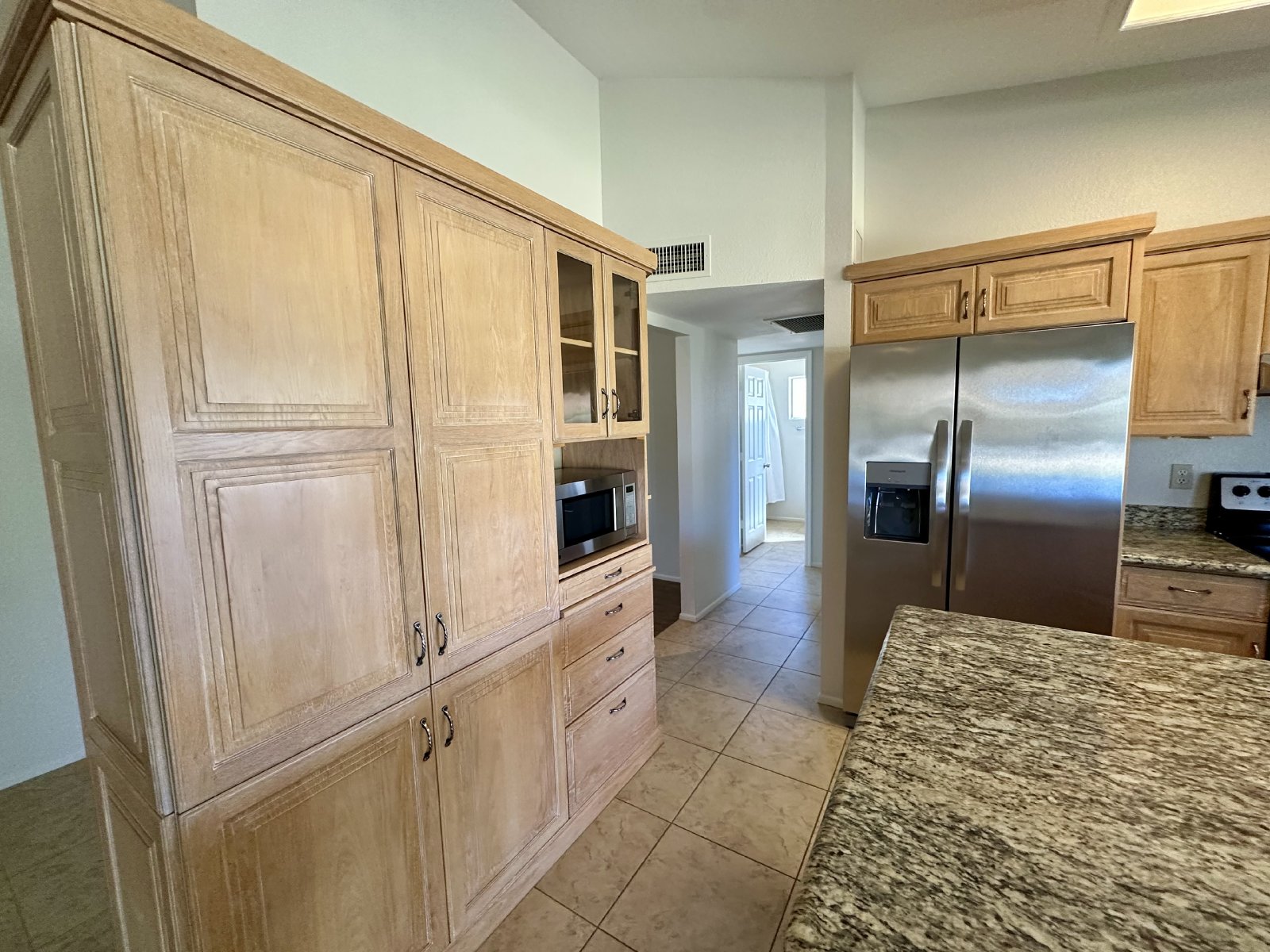 3b/2b close to Kierland Commons Mall! property image