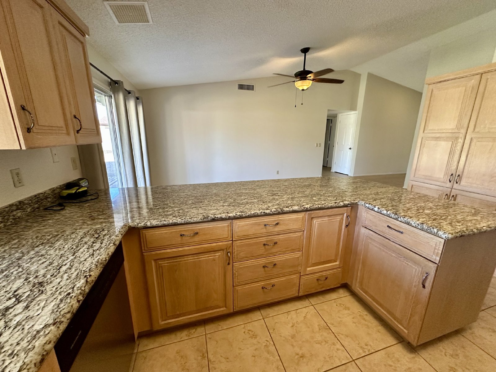 3b/2b close to Kierland Commons Mall! property image