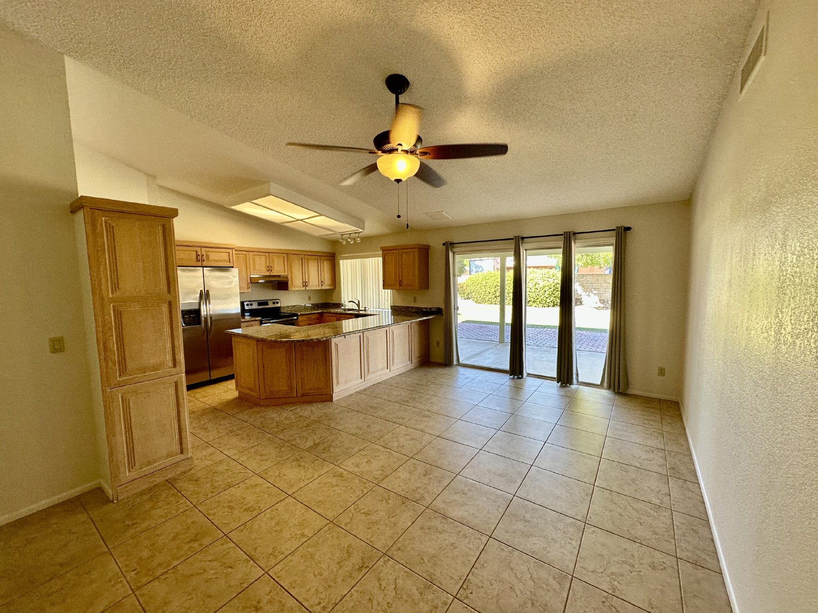 3b/2b close to Kierland Commons Mall! property image